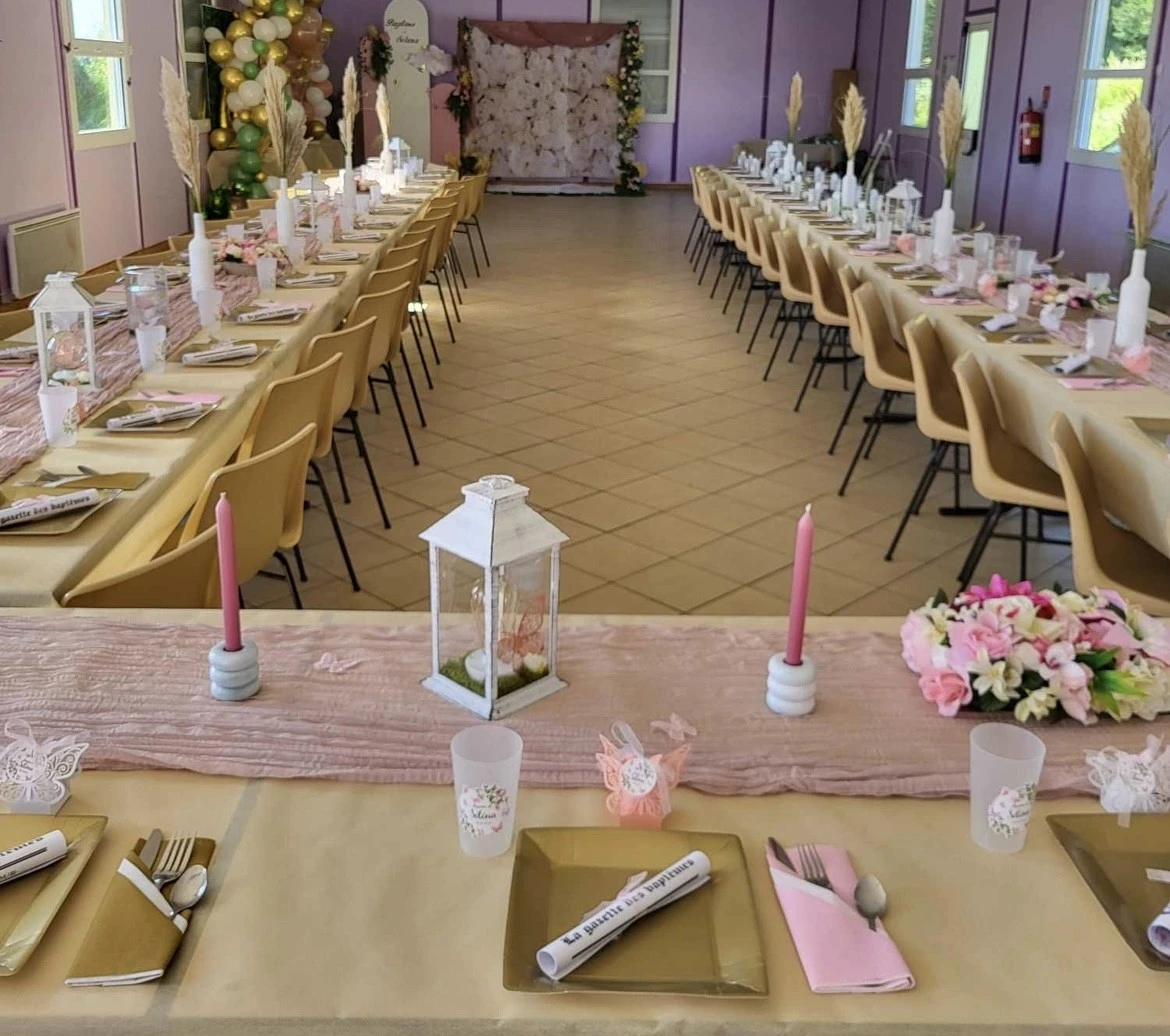 décoration baptême avec papeterie